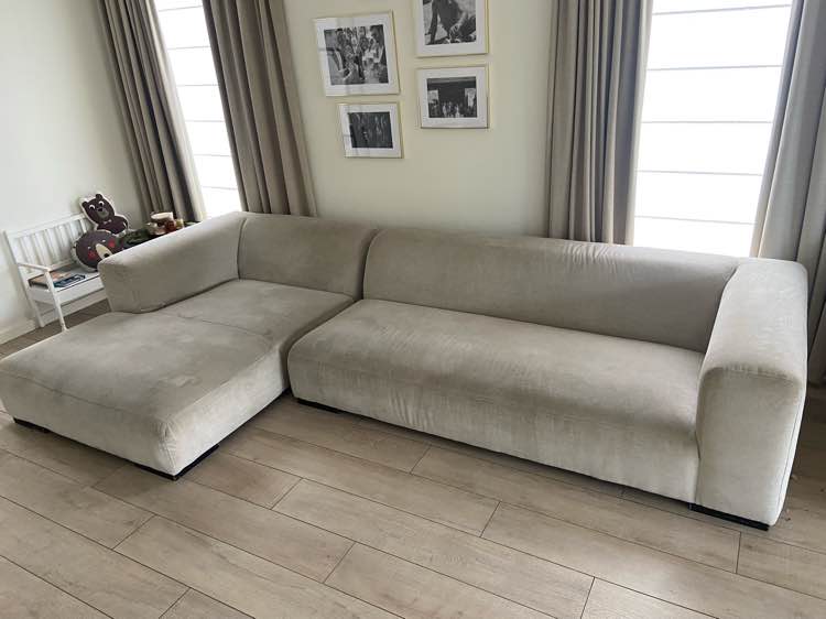 Zetel voor reiniging in Gavere - vlekken zichtbaar