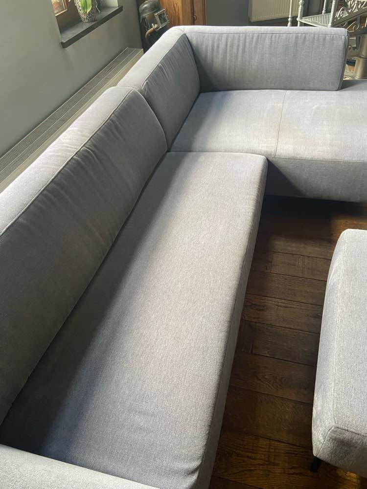 Zetel na professionele reiniging in Oudenaarde - vlekvrij resultaat