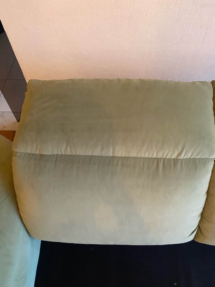 Zetel voor reiniging in Mechelen - vlekken zichtbaar