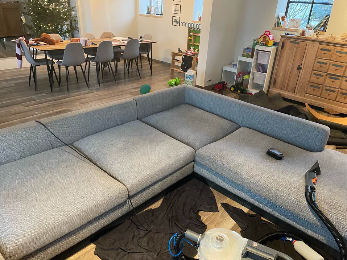 Zetel na professionele reiniging in Galmaarden - vlekvrij resultaat