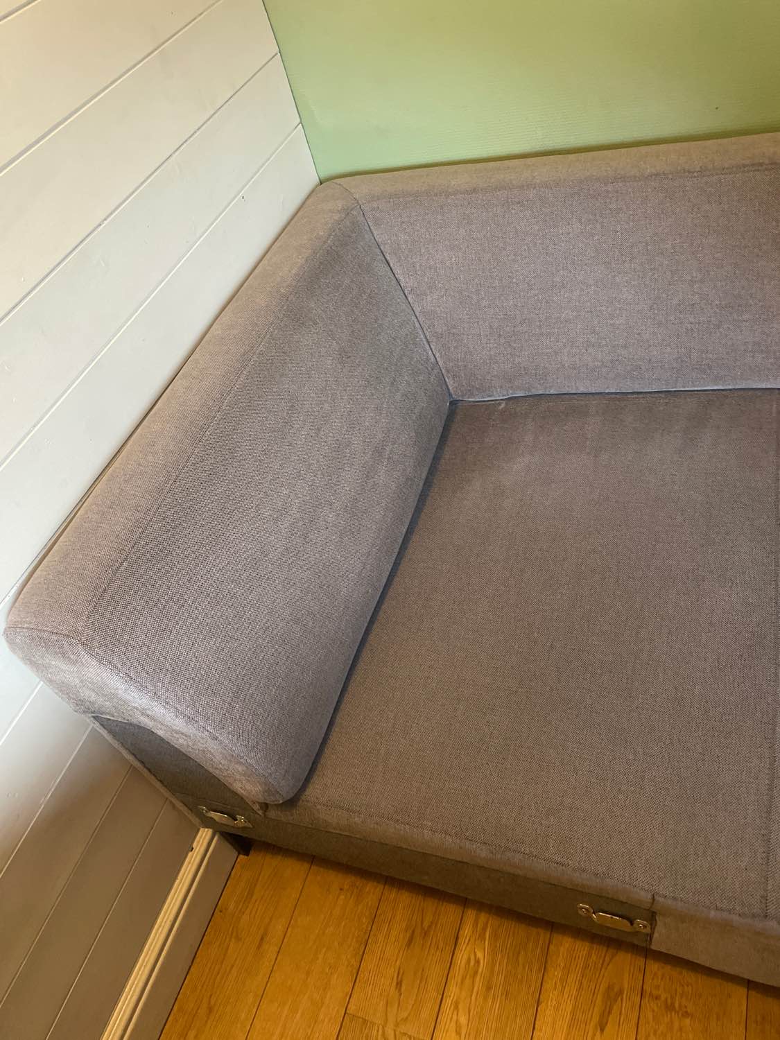 Zetel na professionele reiniging in Oostkamp - vlekvrij resultaat