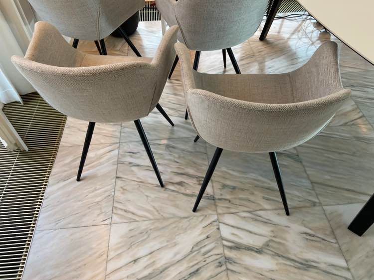 Zetel na professionele reiniging in Erpe-Mere - vlekvrij resultaat