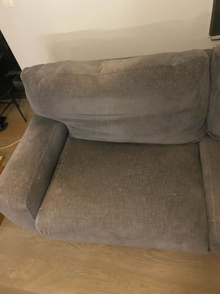 Zetel voor reiniging in Zaventem - vlekken zichtbaar