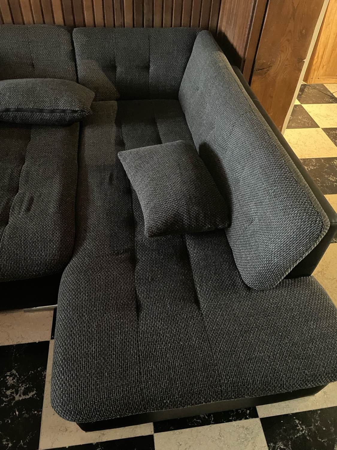 Zetel na professionele reiniging in Blankenberge - vlekvrij resultaat