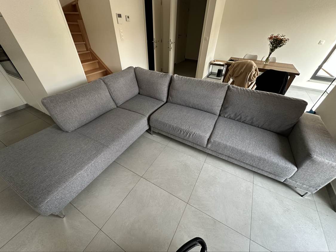 Zetel na professionele reiniging in Holsbeek - vlekvrij resultaat