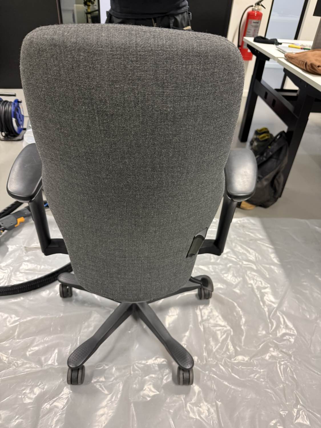 Zetel voor reiniging in Boom - vlekken zichtbaar