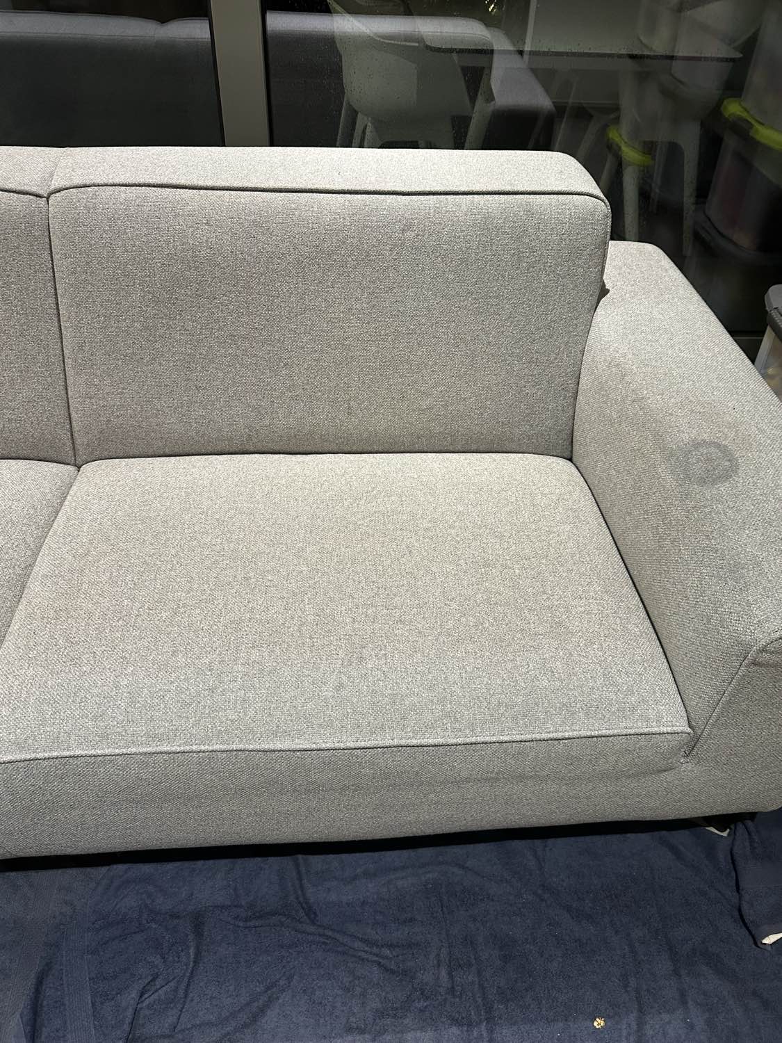 Zetel voor reiniging in Haaltert - vlekken zichtbaar